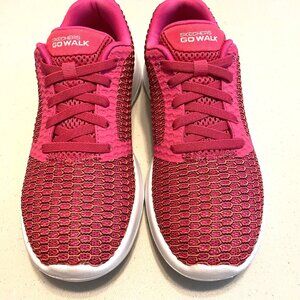 SKECHERS Go Walk Goga Max Bright Pink Sneakers Size 6